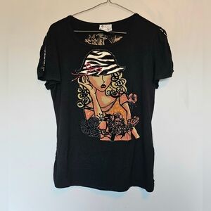 Chagall Funky Beaded Detailing Graphic Tee With Rhinestones and Faux Fur